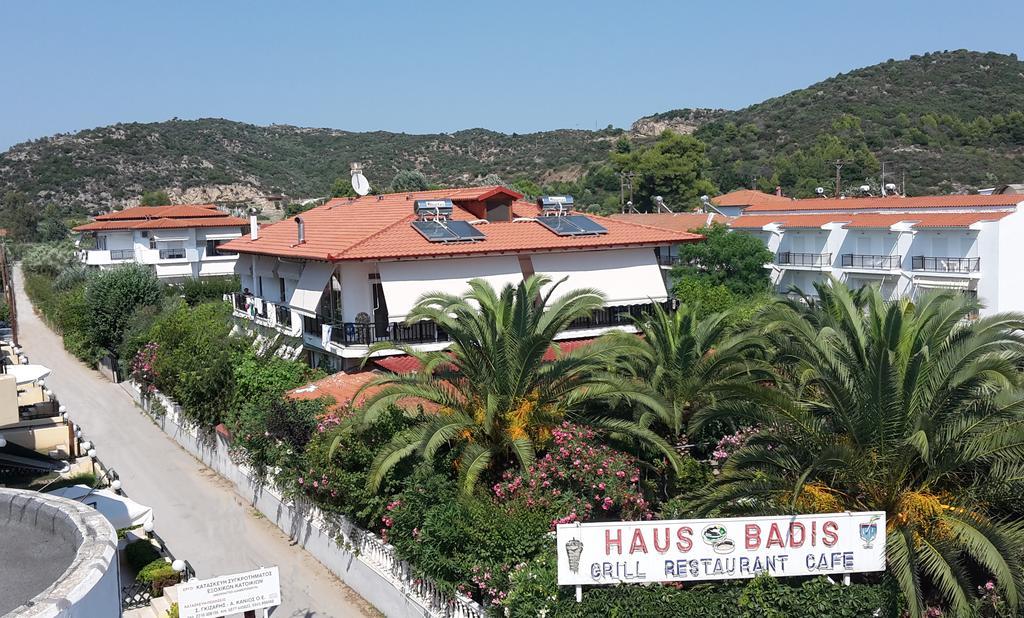 Апартаменты Badis Haus Торони Экстерьер фото
